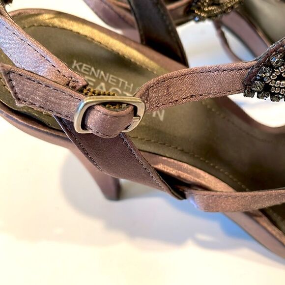 Kenneth Cole ~ Size 9M “Know Blinkie SA” Strappy Sandals - Picture 8 of 10